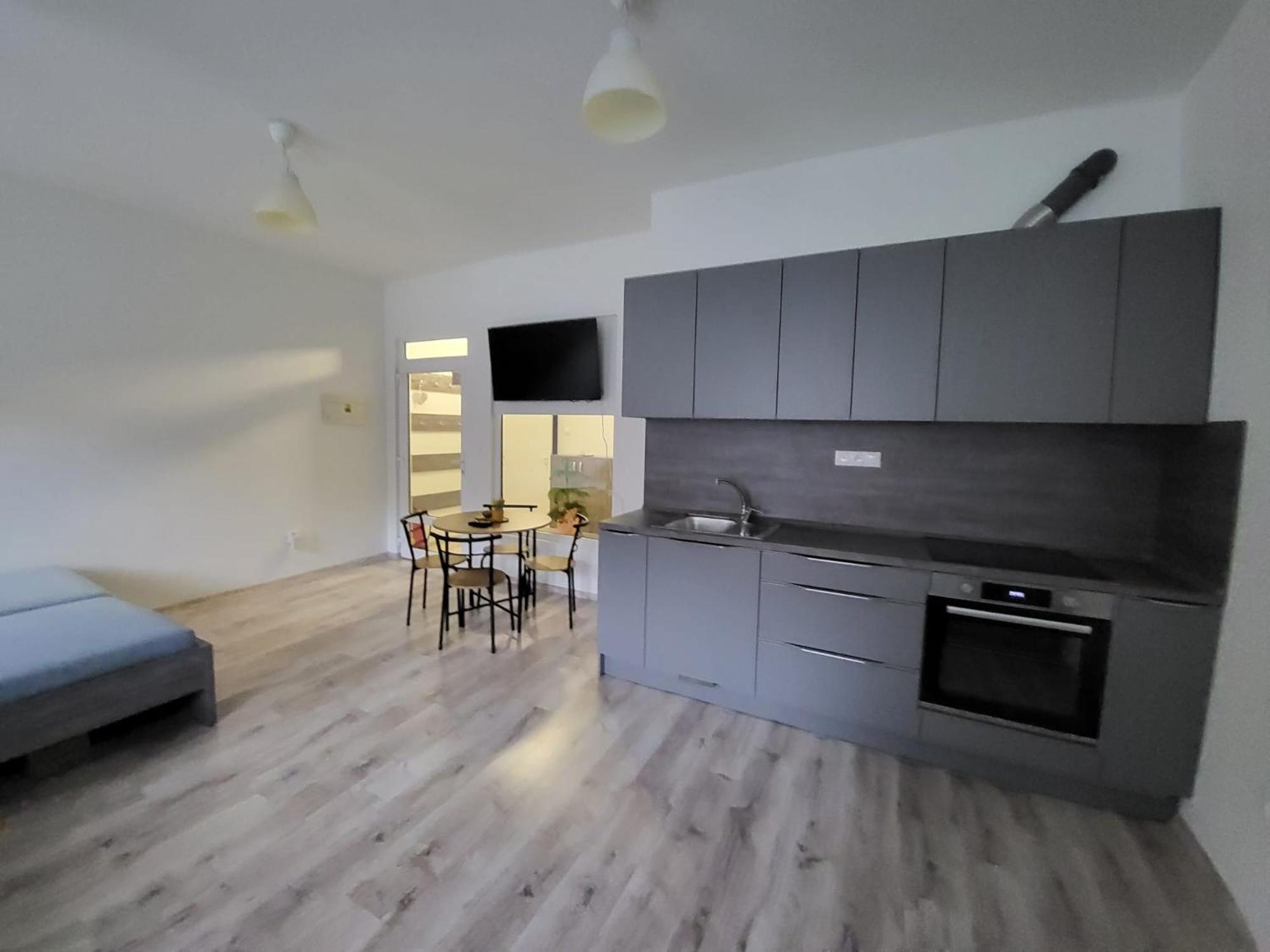 Apartman Nova Bana Esterno foto